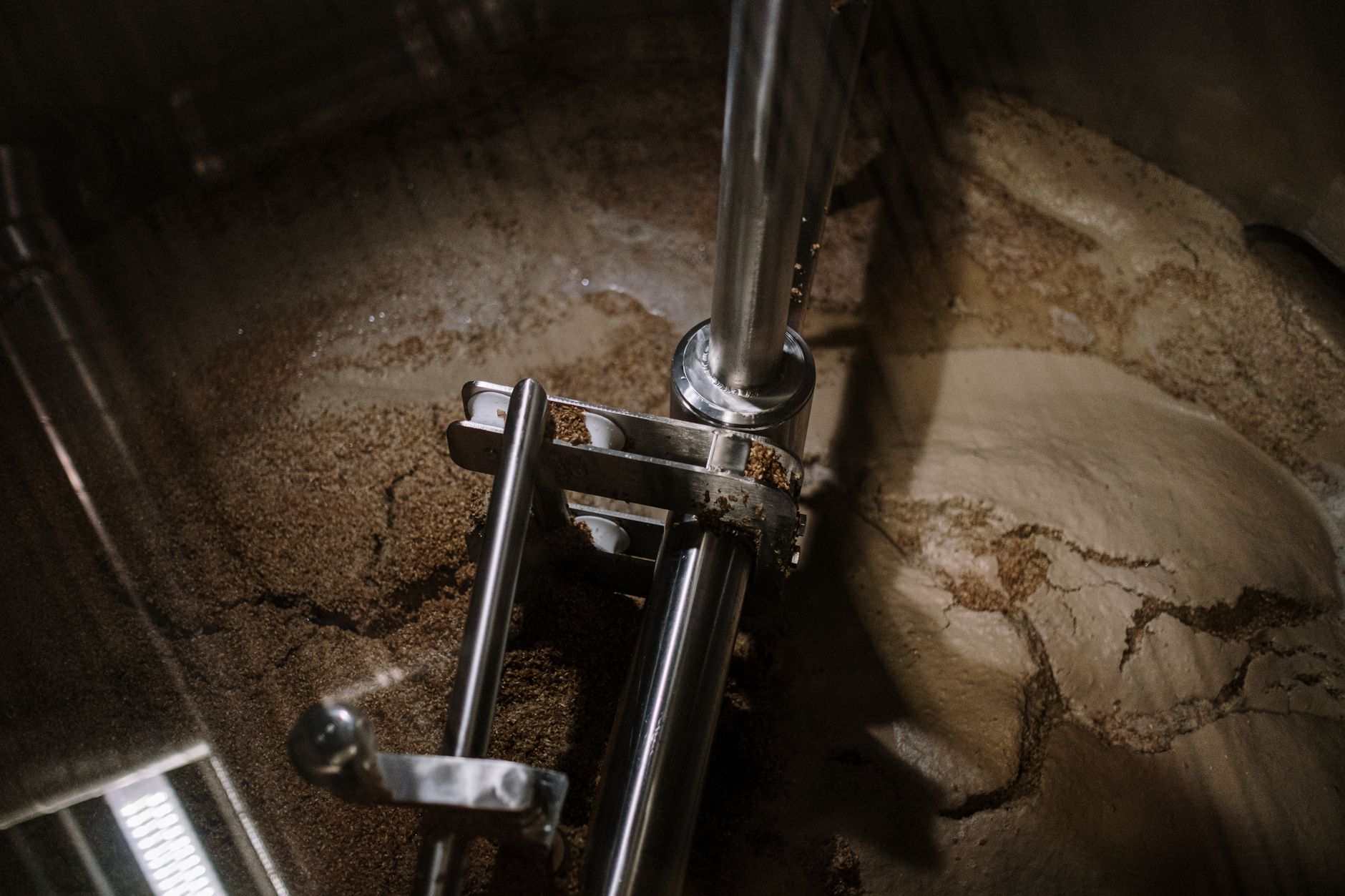 Agitator in a fermentation tank with wort in a brewery