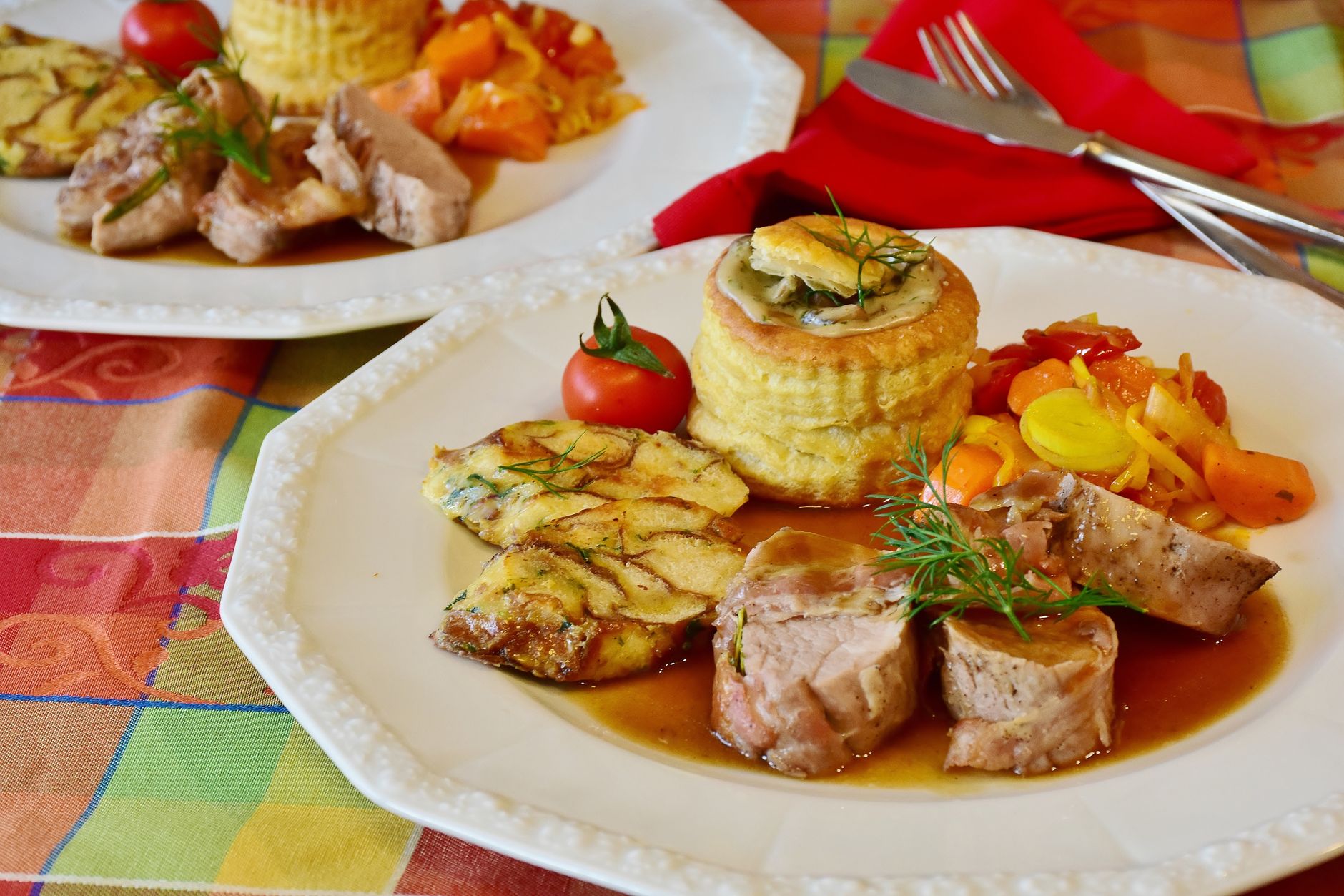 A warm meal on a plate – many people take their daily portion with a fixed meal